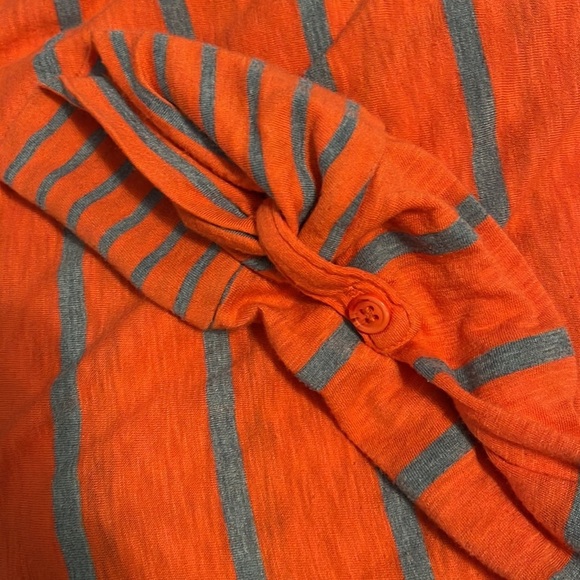 🌹𝐒𝐏𝐋𝐄𝐍𝐃𝐈𝐃 𝐒𝐓𝐑𝐈𝐏𝐏𝐄𝐃 𝐓𝐎𝐏 - Picture 3 of 3